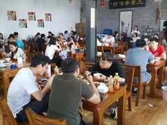 大堂-三居鲁味坊黄焖鸡(山大路店)
