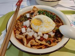 -丽丽三鲜螺蛳粉(田林路店)