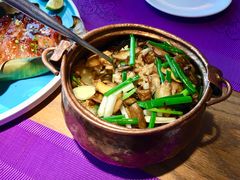 铜锅牛肝菌焖饭-中8楼风尚云南菜(颐堤港店)