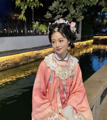 -与苏记•苏式美学汉服体验馆