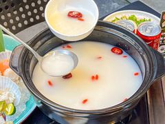 -牛牛和牛海鲜粥底火锅(长虹国际城店)