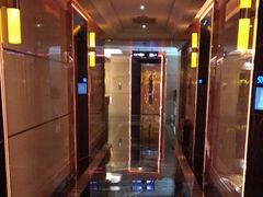 -温莎KTV(珠江路店)