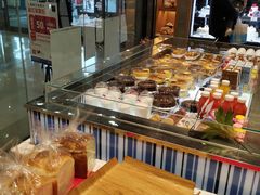 面包甜点陈列柜-巴黎贝甜(熙悦汇店)