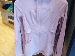 -lululemon(上海浦东IFC店)