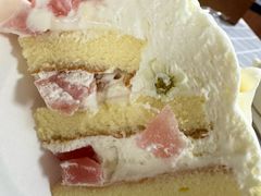 繁花·桃桃鲜蛋糕-花花卷卷·鲜食蛋糕(泉屋店)