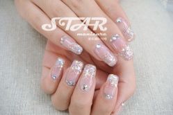 炫彩浅粉闪烁银河-STAR美甲店