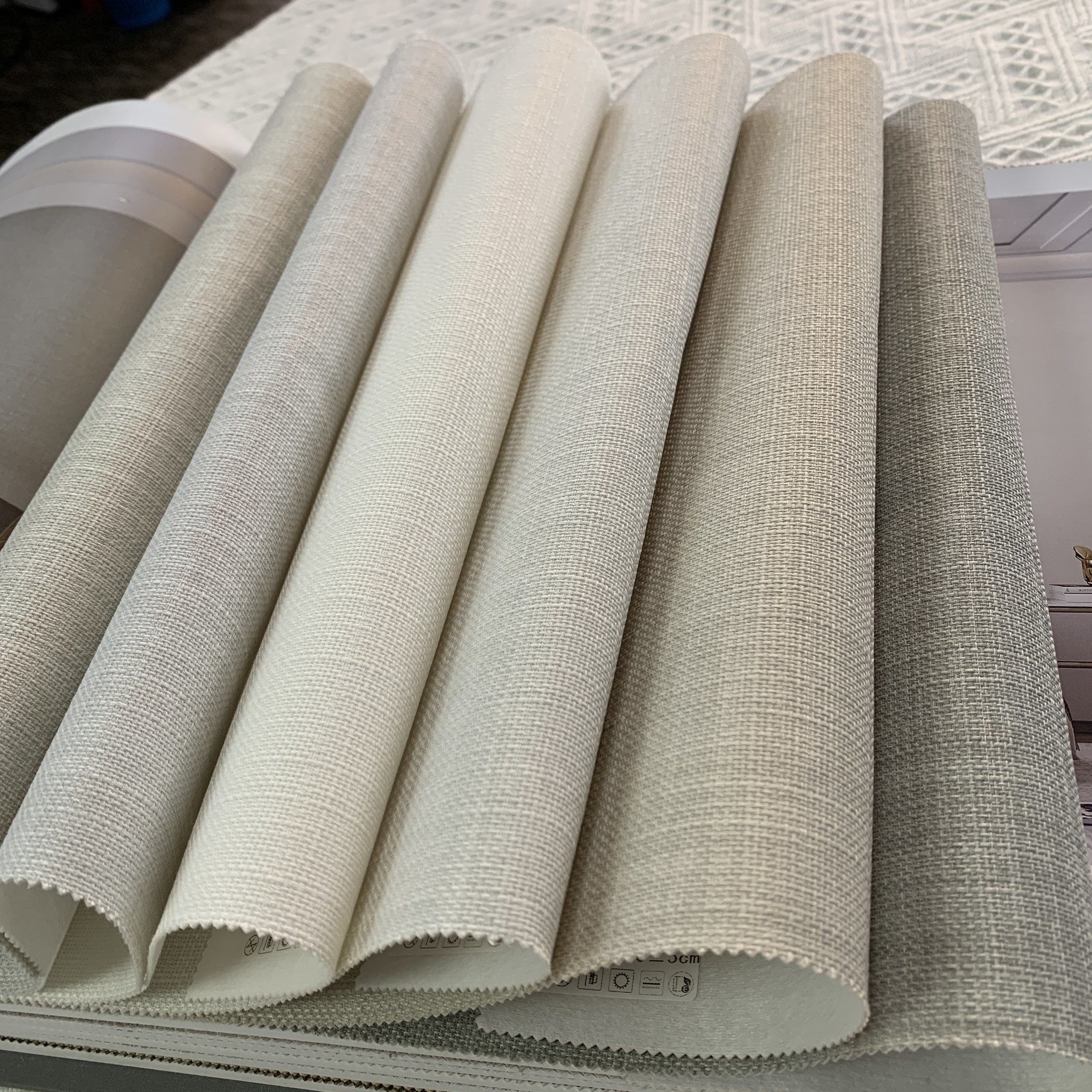 质感超好的亚麻墙布哦