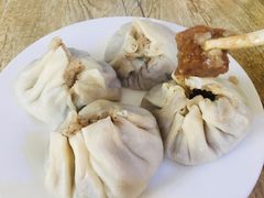 -严氏重油烧麦(民权路店)