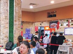 大堂-亚惠美食(塘沽乐购店)