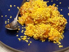 柠檬金沙虾球-A One Kitchen·南京精菜馆(晶丽酒店店)