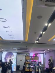 -藤野造型烫染·漂发