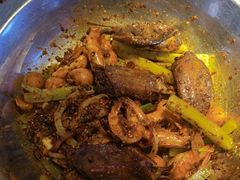 -嘎嘎鸭下巴·爆辣干锅(明教寺店)