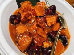 车厘子烧五花肉-甜阿姨·天台花园私房菜(万松园店)