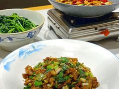 -饭橘汉江码头·乡野土菜馆(静安路店)