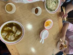 -八二小区抄手(三友路店)