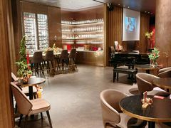 -wineapp葡萄酒餐吧(外滩金融中心店)
