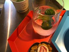 茉莉花冰淇淋-茶是一枝花泡茶店