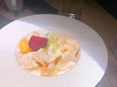 菠萝虾球-穹六人间 people 6(岳阳路店)