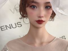 -维纳斯化妆摄影学校