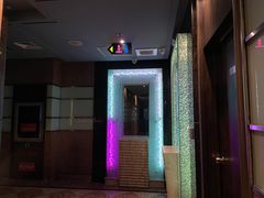 -好乐迪(张扬路八佰伴店)