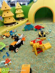 -玩童会芝麻街奇趣乐园(世博源店)