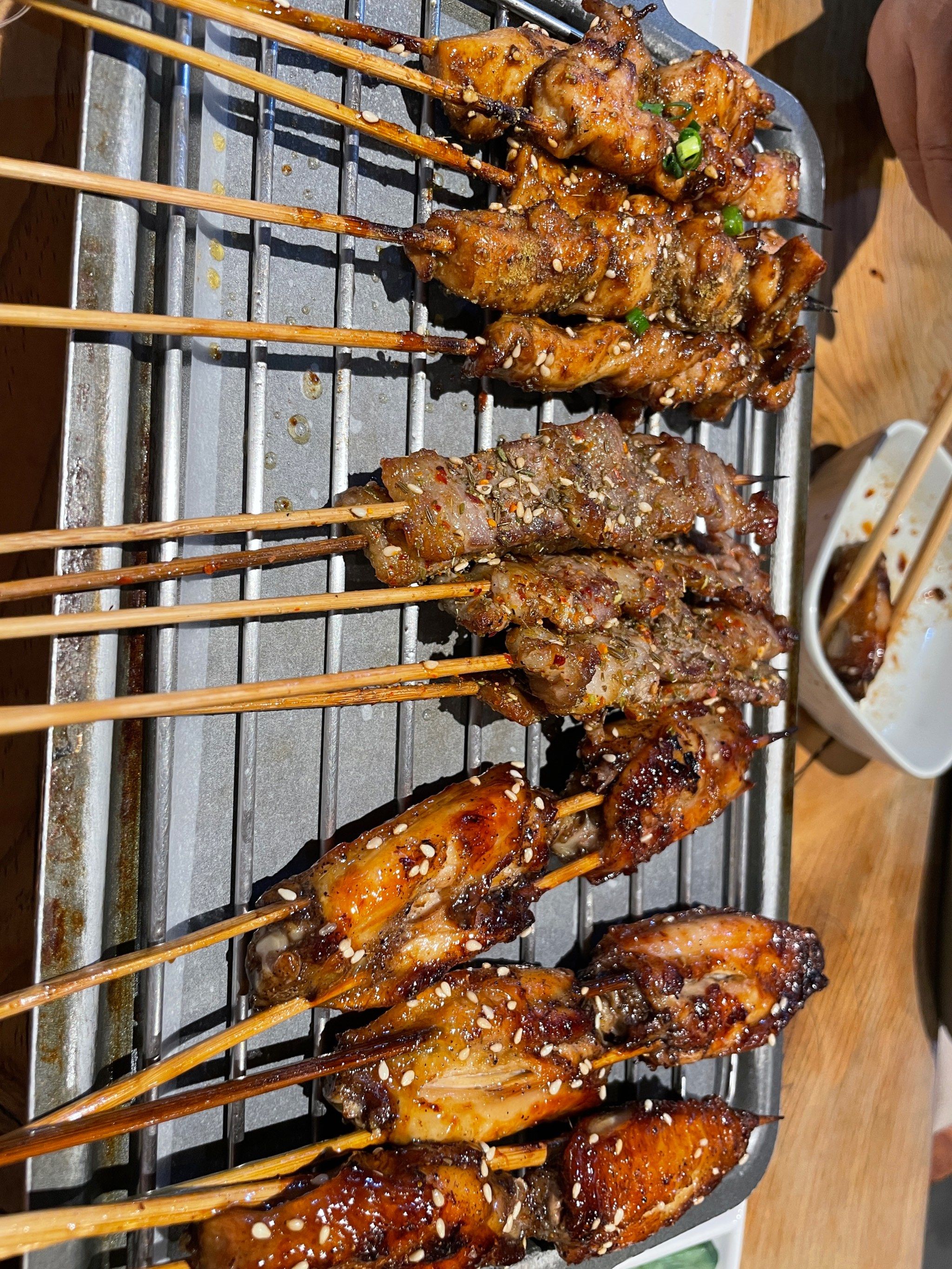 木屋烧烤的美味菜品,这里的苕皮口感鲜美