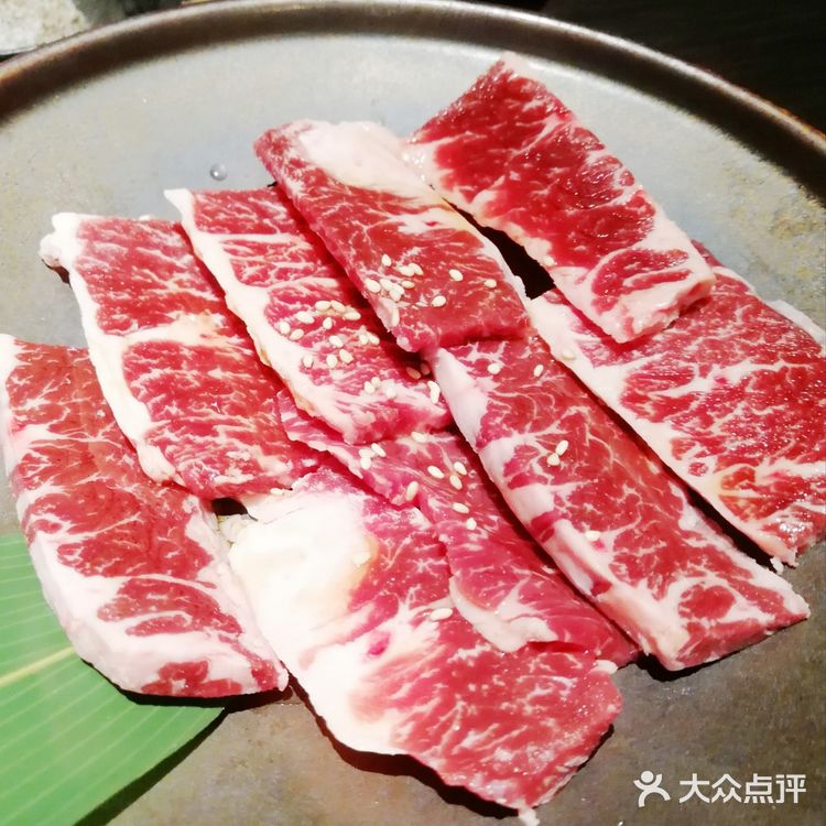 牛角日本烧肉 滋滋冒油的过瘾感！ [加油]