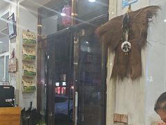 -粘豆包柴火铁锅炖