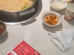 -三人行骨头王火锅(长寿店)