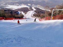 -鳌山滑雪度假区