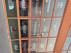 -上品折扣(回龙观店)