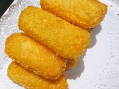 新派炸鲜奶-悦海·家宴·冰花皮皮虾大锅贴(宝龙店)
