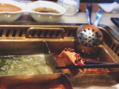 -巴渝瓦肆重庆鲜火锅(宝龙环湖店)