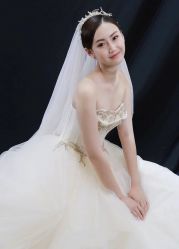 -LOVINA洛维娜婚纱礼服