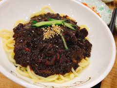 招牌炸酱面-喜来苑