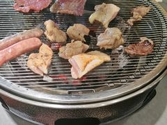 -啊美丽炭火烤肉(滑翔一店)