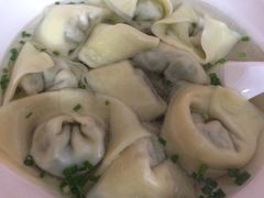 特色荠菜馄饨-潘国仙耳光馄饨(黄家阙路店)