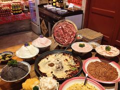 -旧街市鲜货老火锅(大光路店)