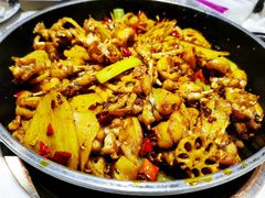 招牌干锅牛蛙-蛙蛙叫干锅年代(簋街总店)