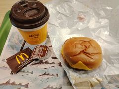 -麦当劳(轻轨曹杨路店)