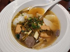 -成都你六姐·牛肉冒菜(城市集市合生汇店)