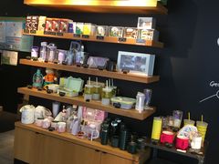 零售区-星巴克(绍兴柯桥柯岩景区店)