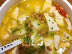 -渝是乎川渝小炒(新世界百货望京店)