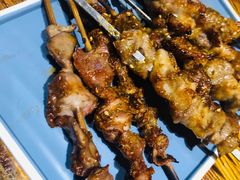 鲜羊肉串-小俩口烧烤东北菜(双井店)