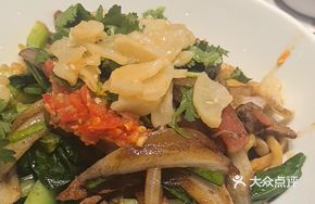 Sauce-Flavored Pig Liver Dry Noodles