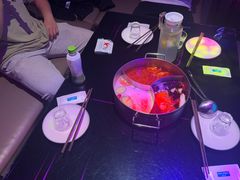 -唯爱KTV聚会餐厅(仙林东城汇店)