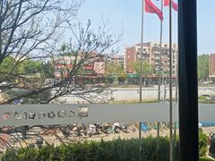 -麦当劳(展览路店)