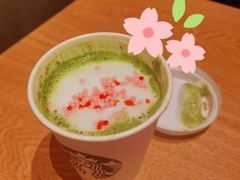 樱花草莓茶拿铁-星巴克(广州光明广场店)