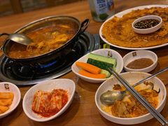 土豆排骨火锅-喇喇排骨火锅·传统韩式脊骨汤(望京西园总店)