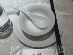 -尚一汤 广东炖汤(金桥国际店)